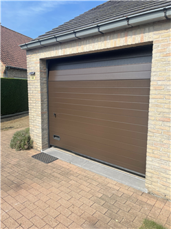 Garagepoort PVC , aluminium of metaal